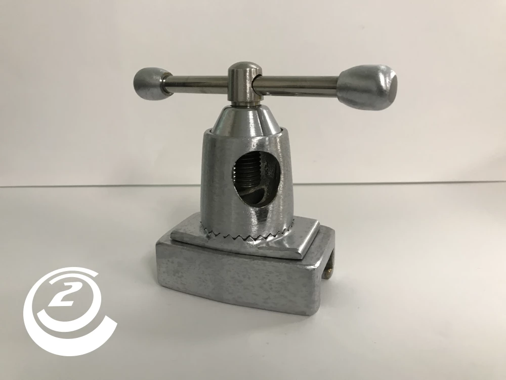 Unknown CLARK SOCKET