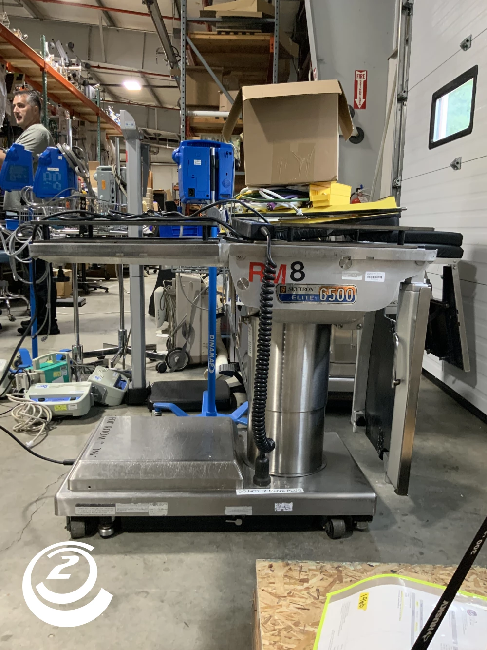 Skytron Elite 6500 OR Surgical Table