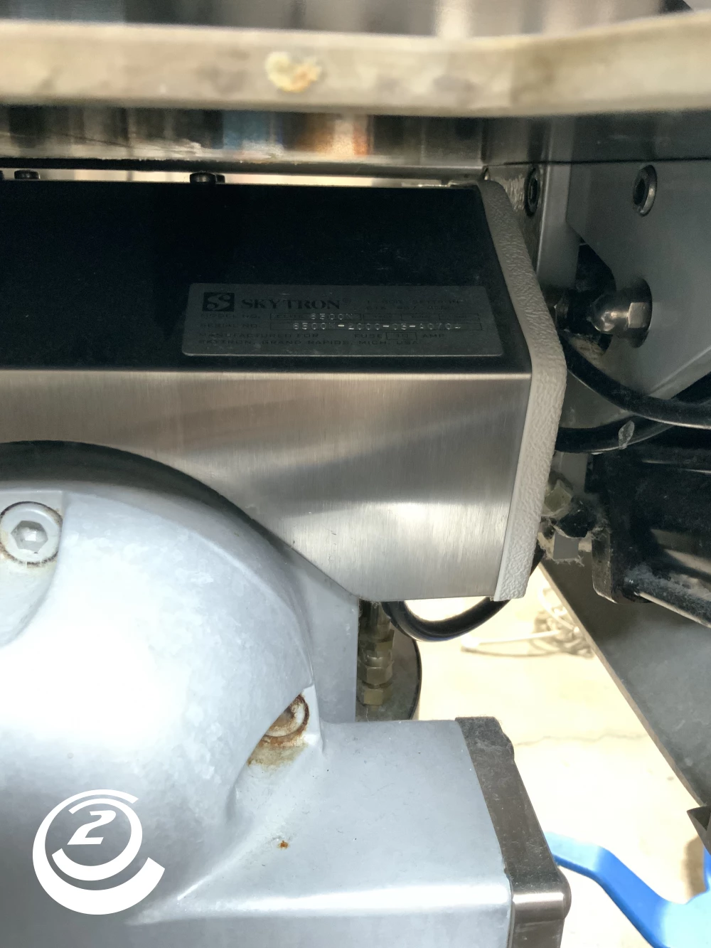 Skytron Elite 6500 OR Surgical Table